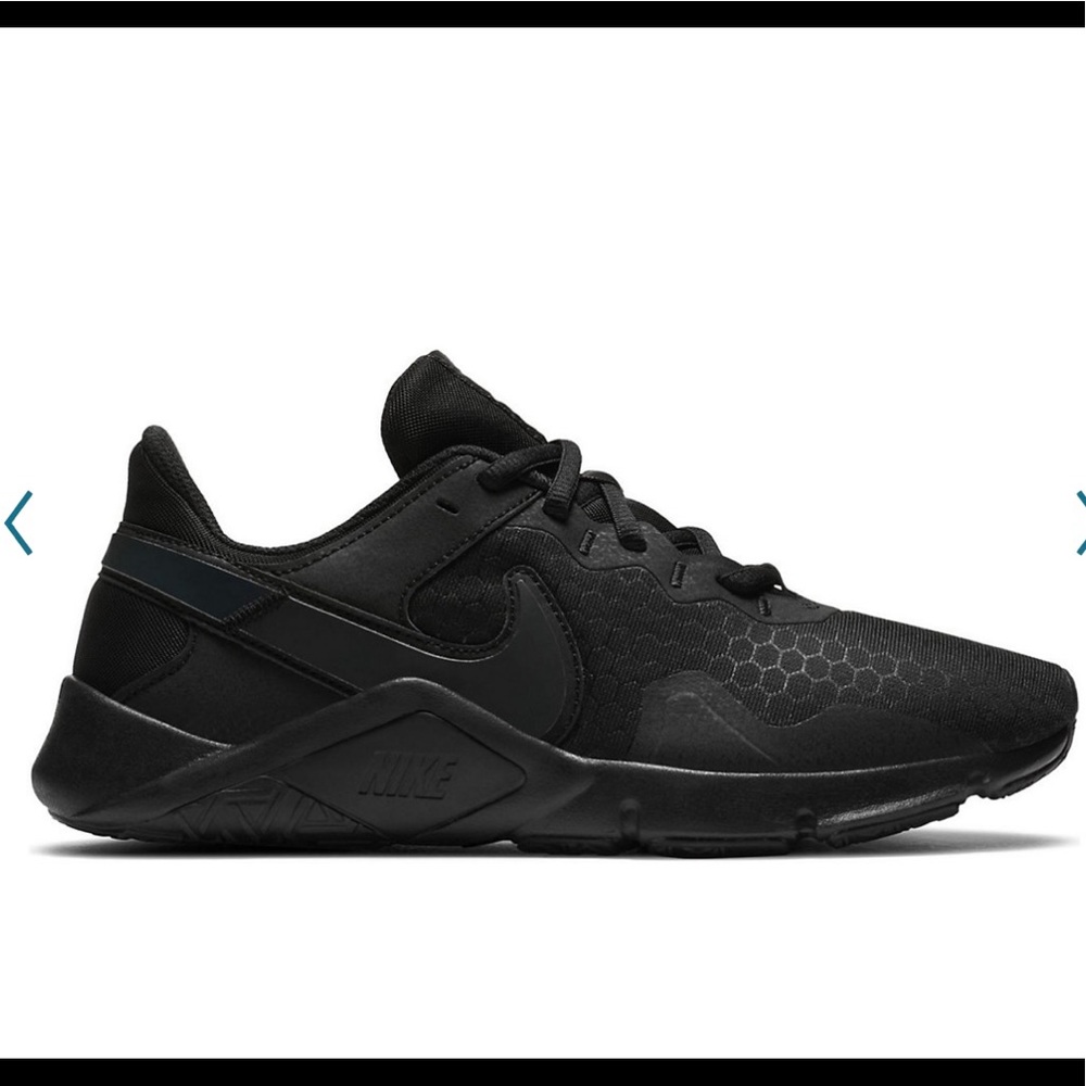 NWOT Nike Legend Essential 2 women’s cross-trainers